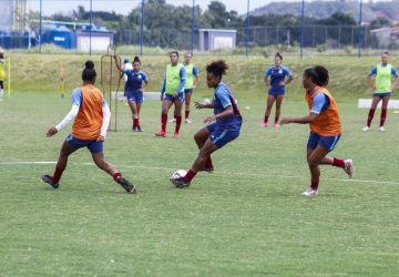 Com as datas definidas, Bahia treina no CT Evaristo de Macedo com foco na final do Campeonato Baiano Feminino, em clássico contra o Vitória